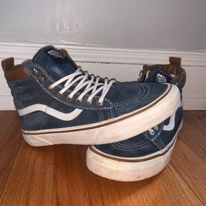 Vans High top Sneakers